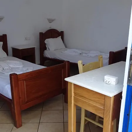 Hermes-ios To Let Chora