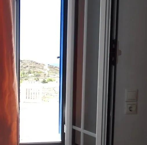 Hermes-ios To Let Pensión 3*