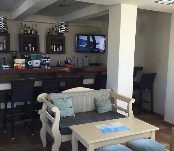 Hermes-ios To Let 3* Chora de Ios