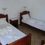Guest house Hermes-ios To Let 3*