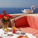 Guest house Hermes-ios To Let