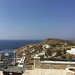 Guest house Hermes-ios To Let 3*