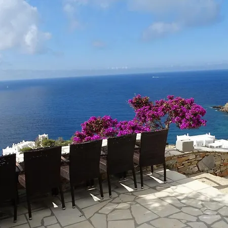 Hermes-ios To Let Guest house 3*