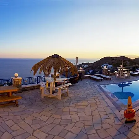 Guest house Hermes-ios To Let